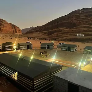 2* Campingplatz Bronze Mountains Camp Wadi Rum